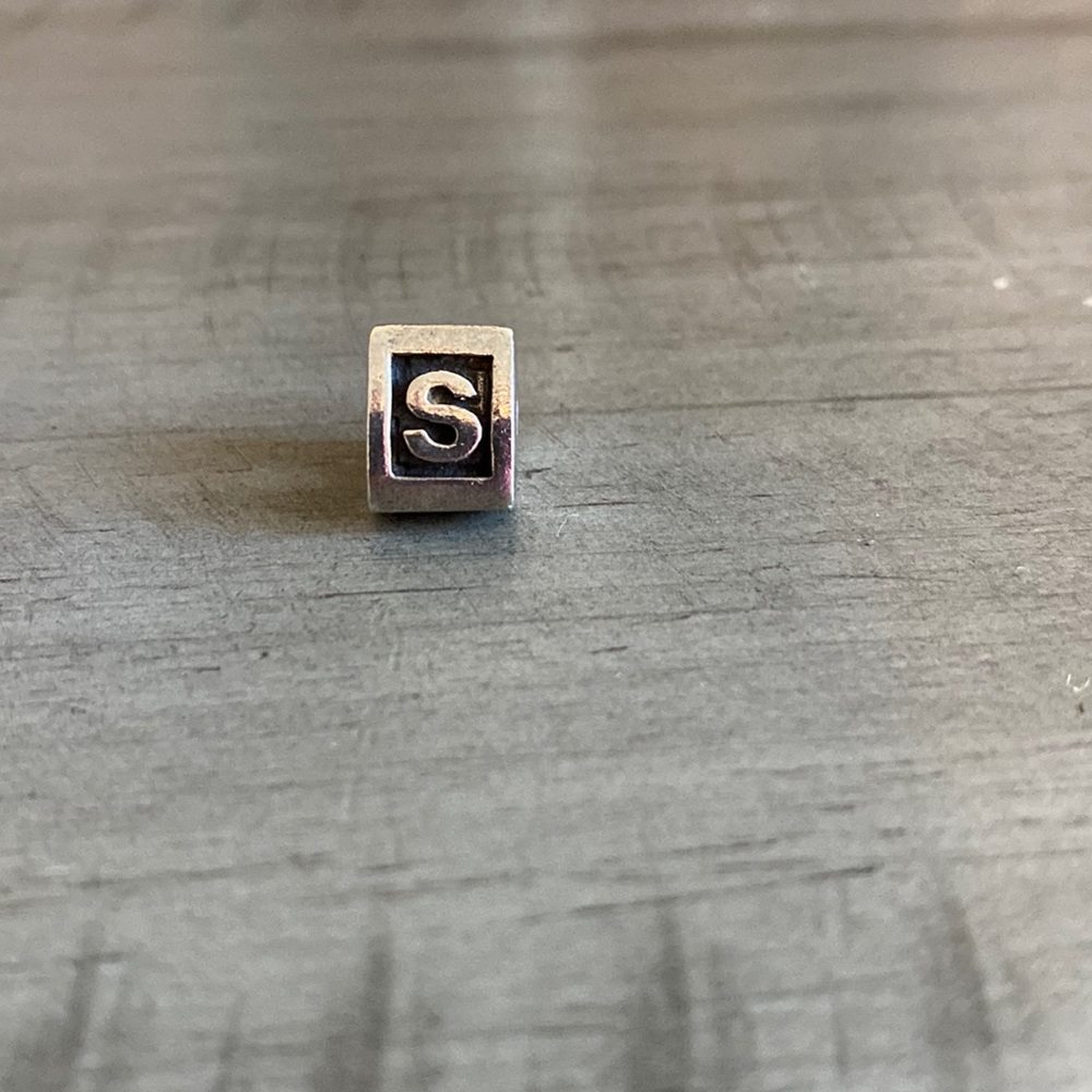 Pandora S Initial Charm - image 1